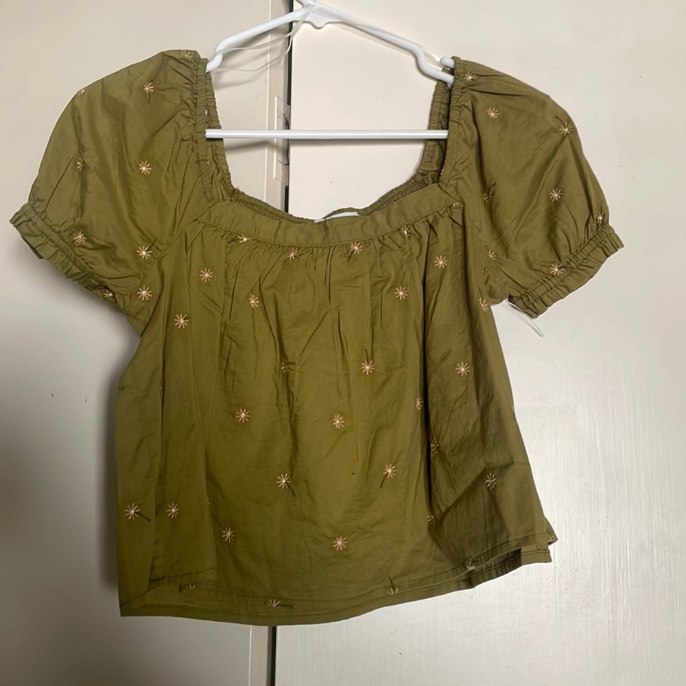 green Arizona crop top